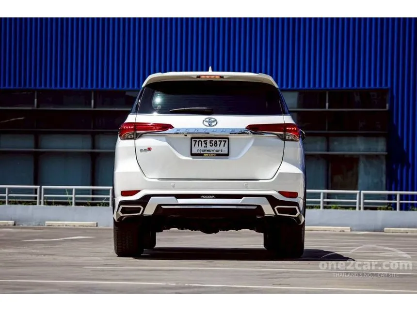 2018 Toyota FORTUNER V SUV
