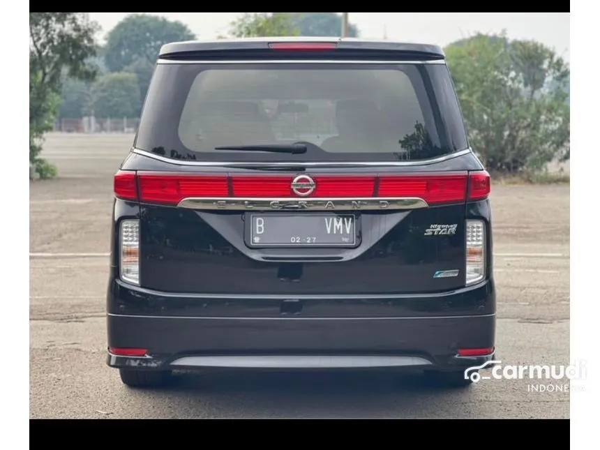 2013 Nissan Elgrand Highway Star MPV