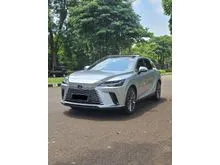 2023 Lexus RX 350h 2.5 Luxury SUV HYBRID Engine. ATPM WARRANTY. PRICE CASH BEST DEAL NEGO YA. Lihat Pasti Suka. Cocok Utk Mobil Harian. RX350. RX350h