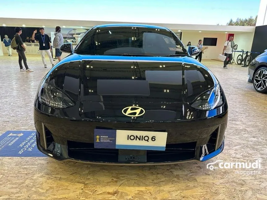 Jual Mobil Hyundai IONIQ 6 2023 Signature Long Range di DKI Jakarta Automatic Sedan Hitam Rp 1.200.000.000