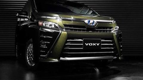 Harga Toyota Voxy Sekitar Rp 450 Jutaan