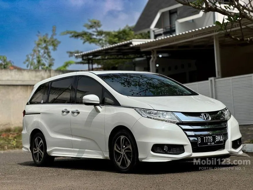 Jual Mobil Honda Odyssey 2014 Prestige 2.4 di DKI Jakarta Automatic MPV Putih Rp 250.000.000