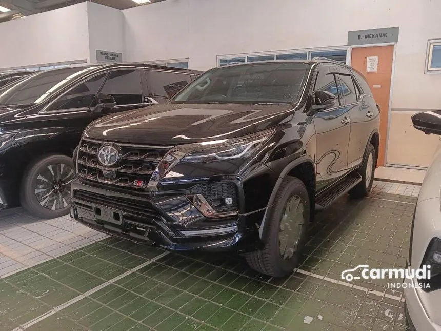 Jual Mobil Toyota Fortuner 2024 GR Sport 2.8 di DKI Jakarta Automatic SUV Hitam Rp 599.950.000