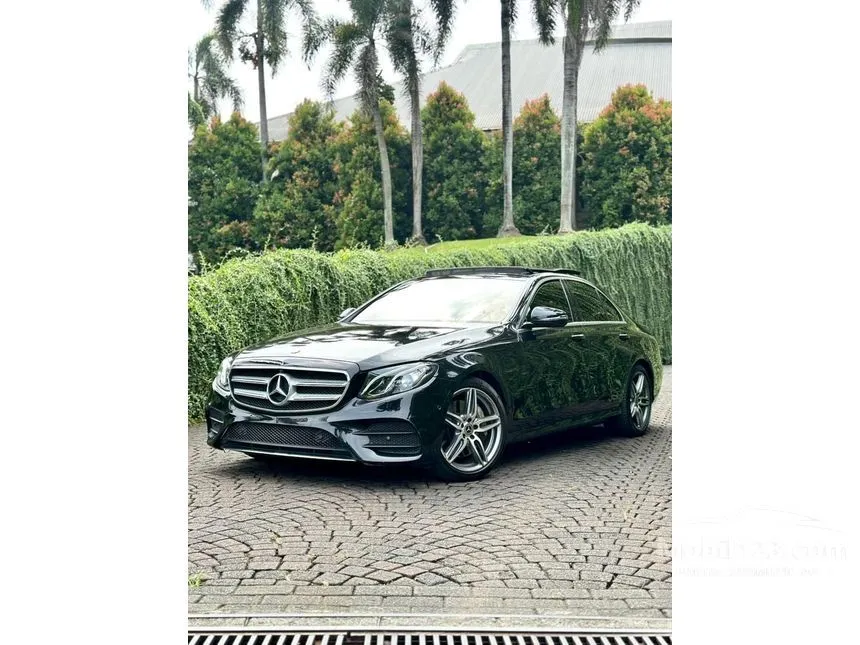 2018 Mercedes-Benz E300 AMG Line Sedan