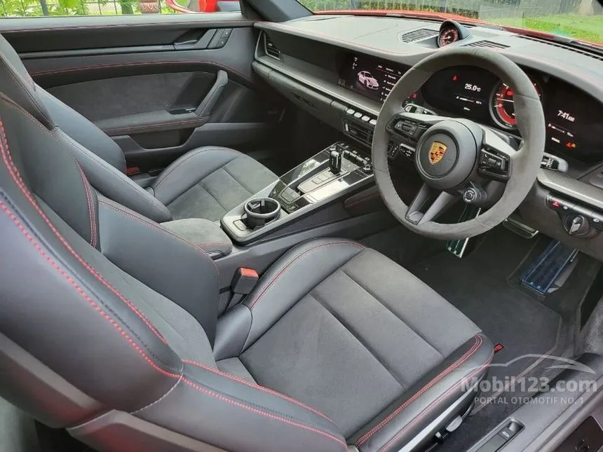 2023 Porsche 911 Carrera GTS Coupe