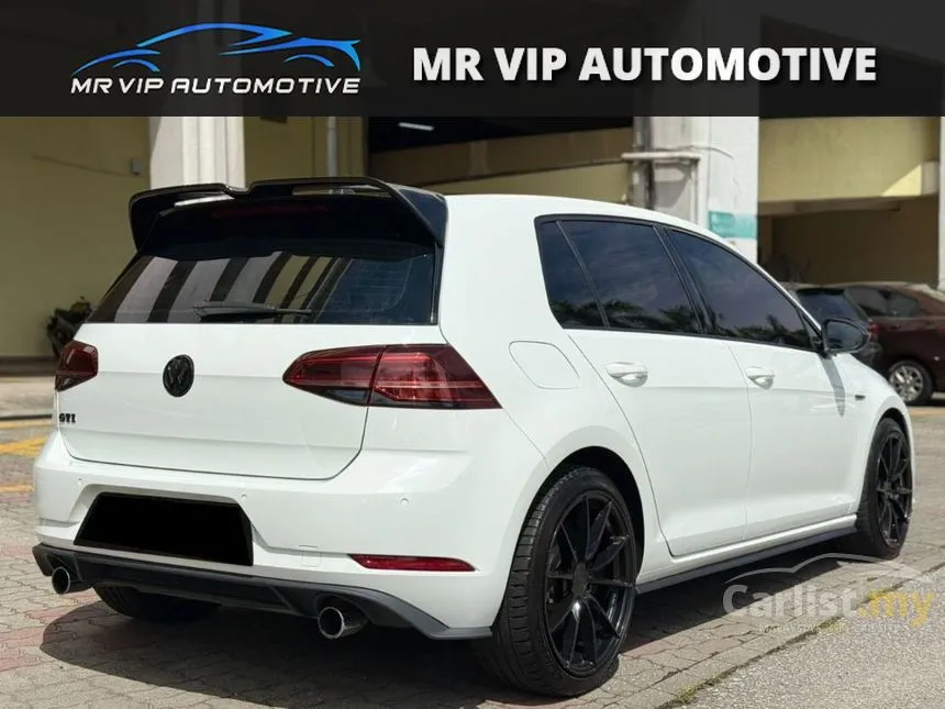 2017 Volkswagen Golf GTI Hatchback