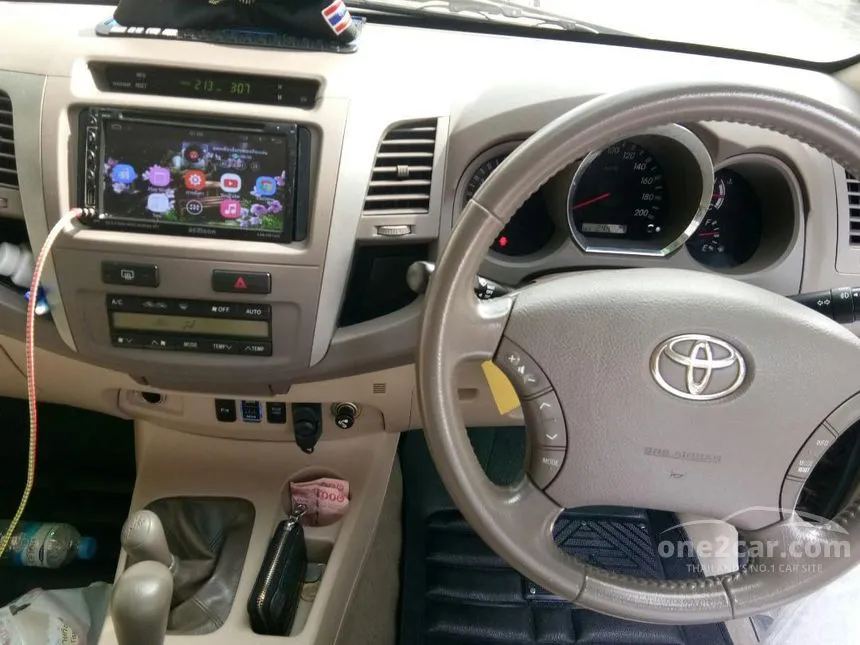 2005 Toyota Fortuner V SUV