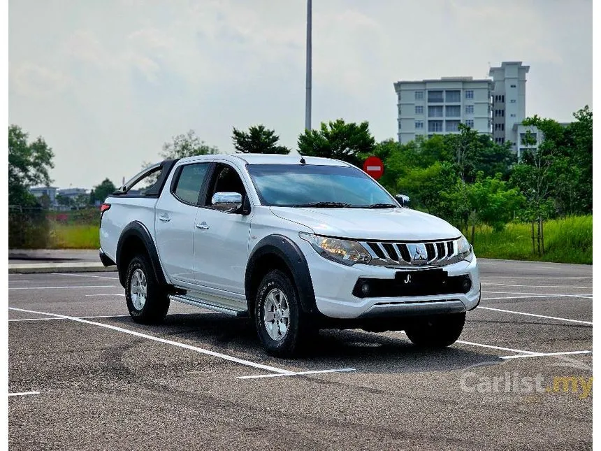 2017 Mitsubishi Triton VGT Dual Cab Pickup Truck