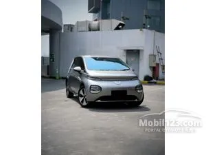 2025 Wuling Cloud EV Pro Hatchback