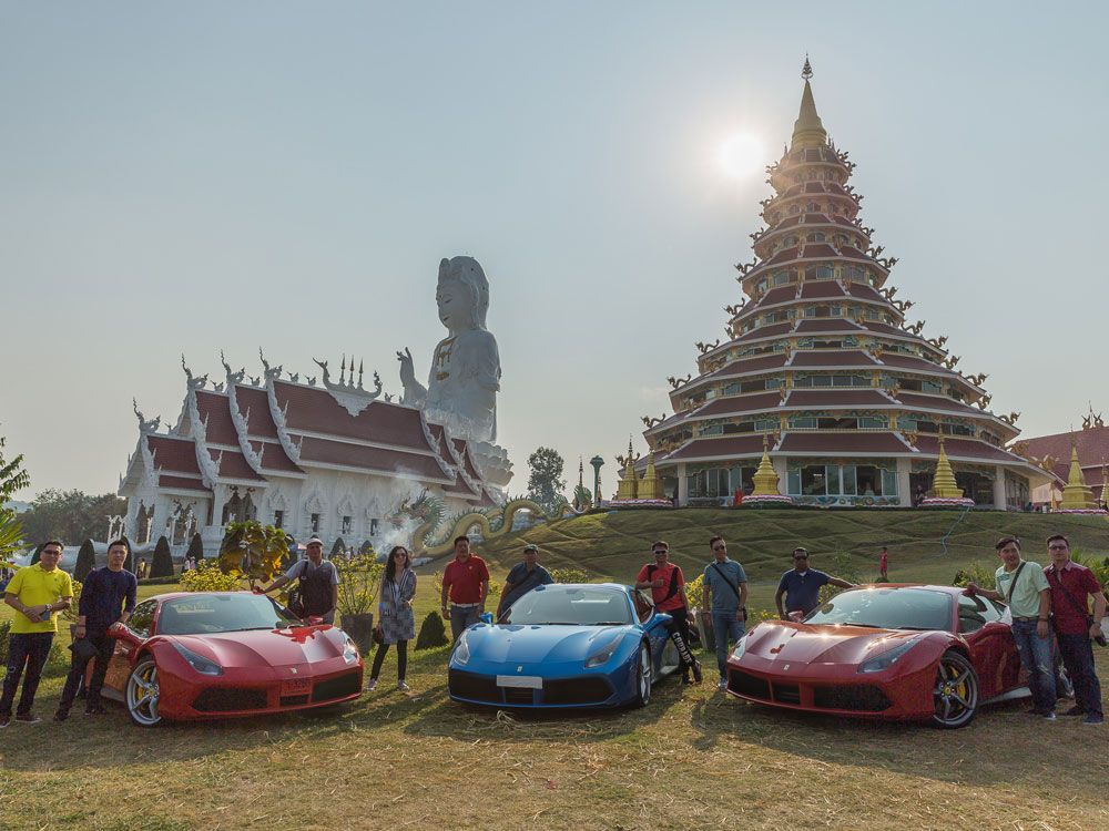 Ferrari Ajak Calon Pembeli Jalan-jalan di Thailand