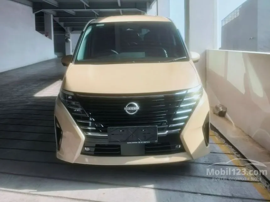 Jual Mobil Nissan Serena 2024 e