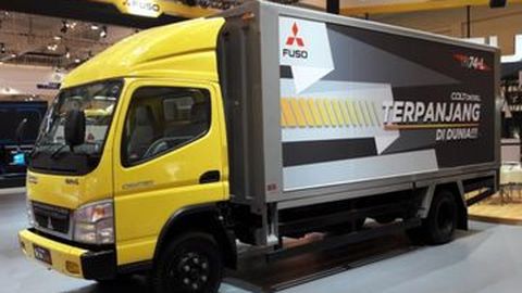 Truk Colt Diesel Terpanjang di Dunia Hadir di GIIAS 2017