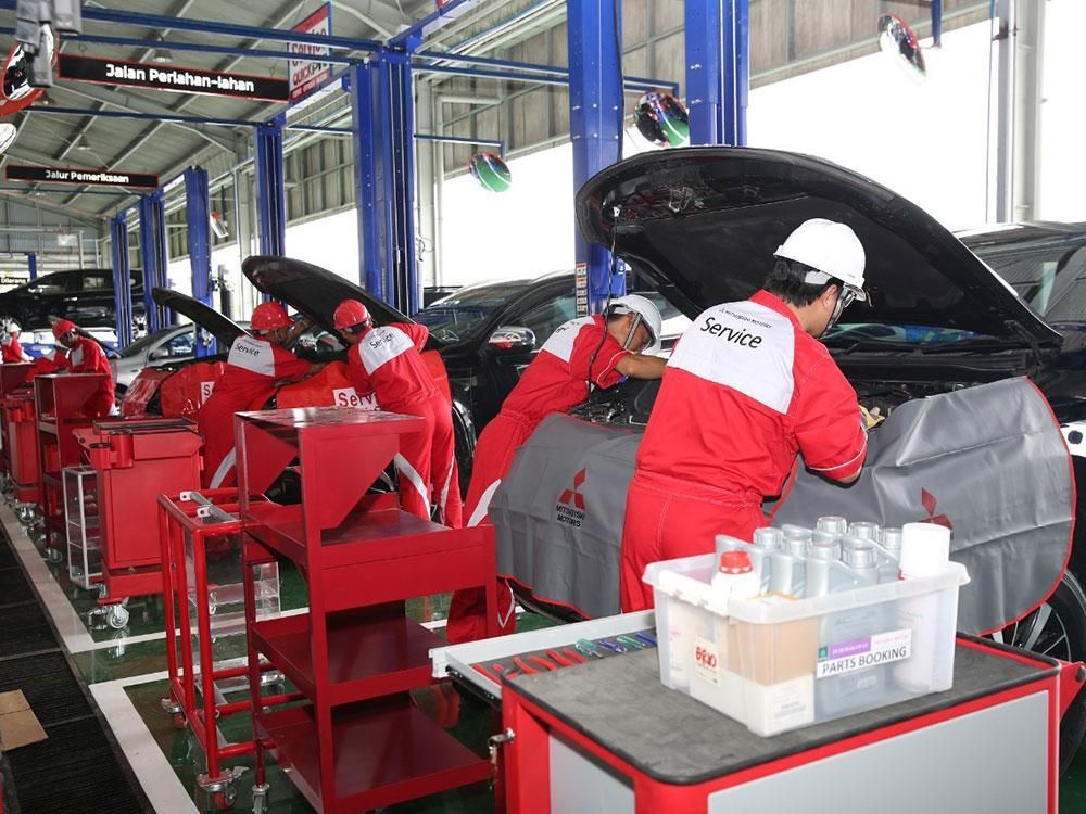 Jumlah Pengunjung Bengkel Mitsubishi Turun Drastis