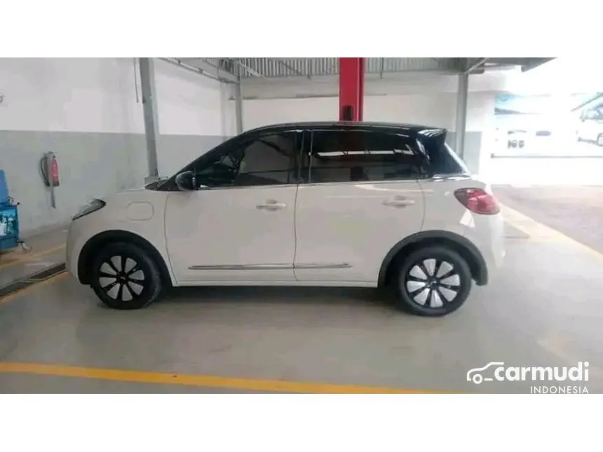 2024 Wuling Binguo EV Premium Range Hatchback