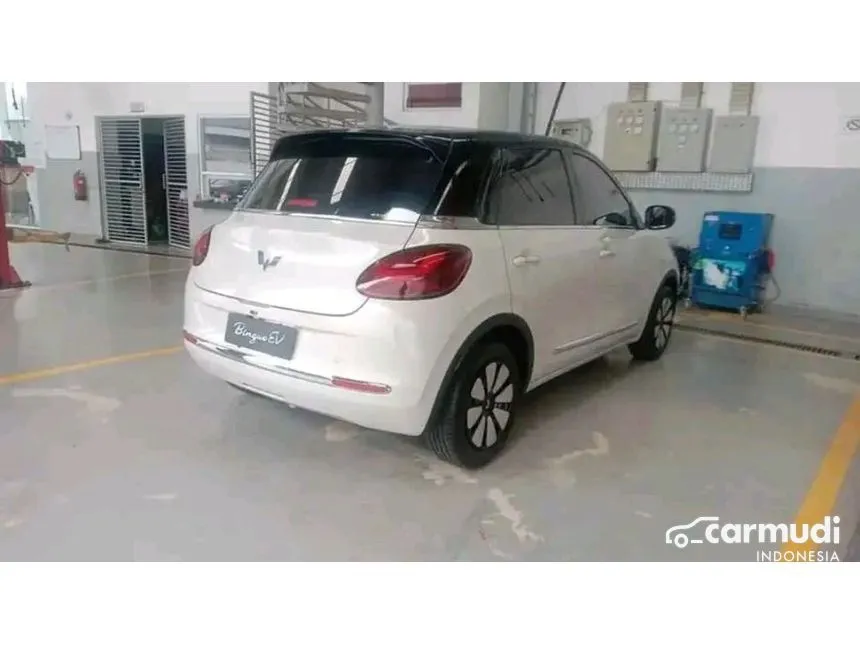 2024 Wuling Binguo EV Premium Range Hatchback