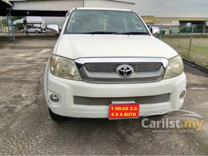 2010 Toyota Hilux 2.5 G Pickup Truck