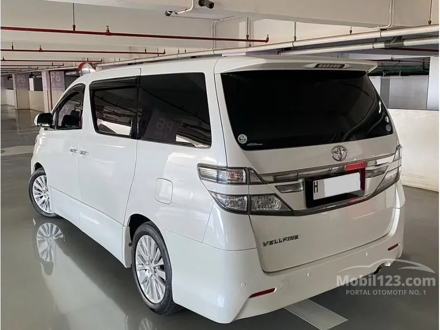 2013 Toyota Vellfire ZG MPV