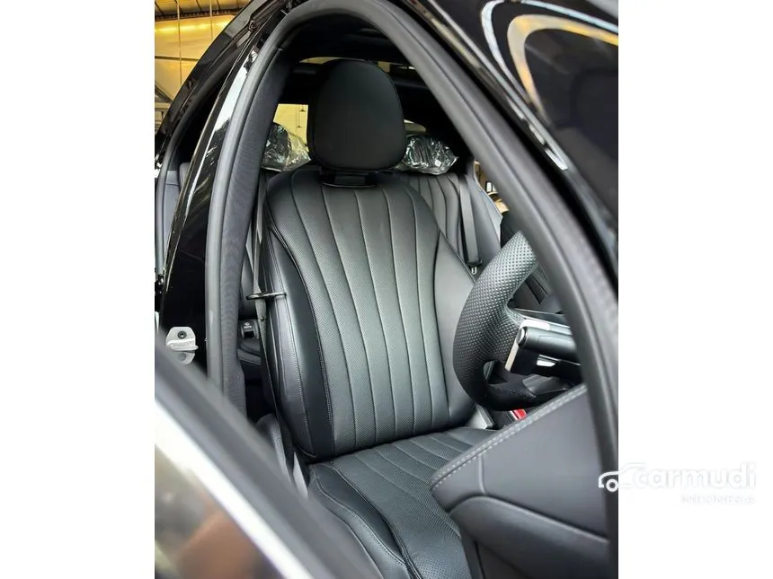 2025 Mercedes-Benz E300 AMG Line Sedan
