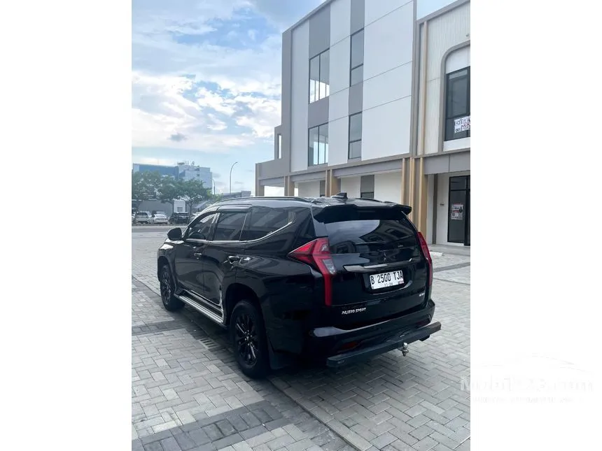 2023 Mitsubishi Pajero Sport Dakar 4x2 SUV