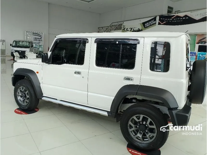 2025 Suzuki XL7 Zeta SUV