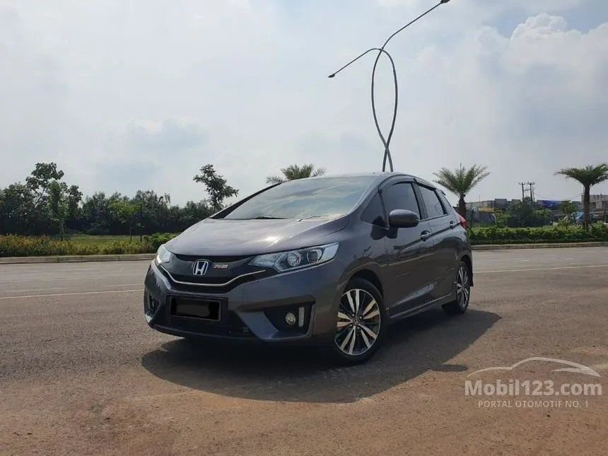 Jual Mobil Honda Jazz 2015 RS 1.5 di DKI Jakarta Automatic Hatchback Abu