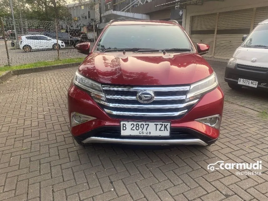 Jual Mobil Daihatsu Terios 2018 R 1.5 di Banten Automatic SUV Merah Rp 159.000.000