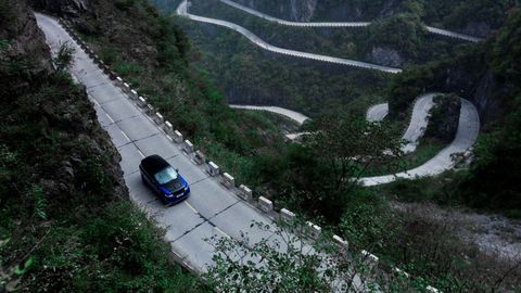 Move Aside, Ferrari, The Range Rover Sport SVR Is The New King Of Tianmen Road