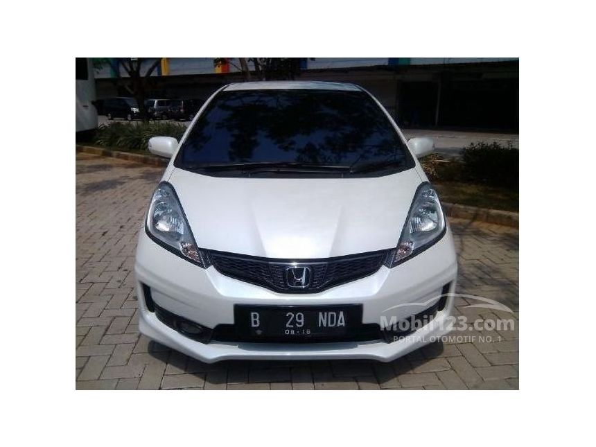 Jual Mobil Honda Jazz 2011 RS 1.5 di DKI Jakarta Automatic 