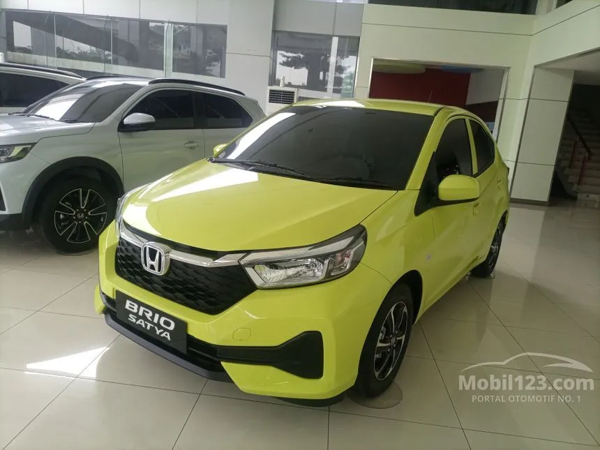 Jual Mobil Honda Brio 2024 E Satya 1.2 di DKI Jakarta Automatic Hatchback Hijau Rp 182.500.000