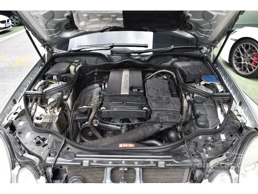 2005 Mercedes-Benz E200 Kompressor Elegance Sedan
