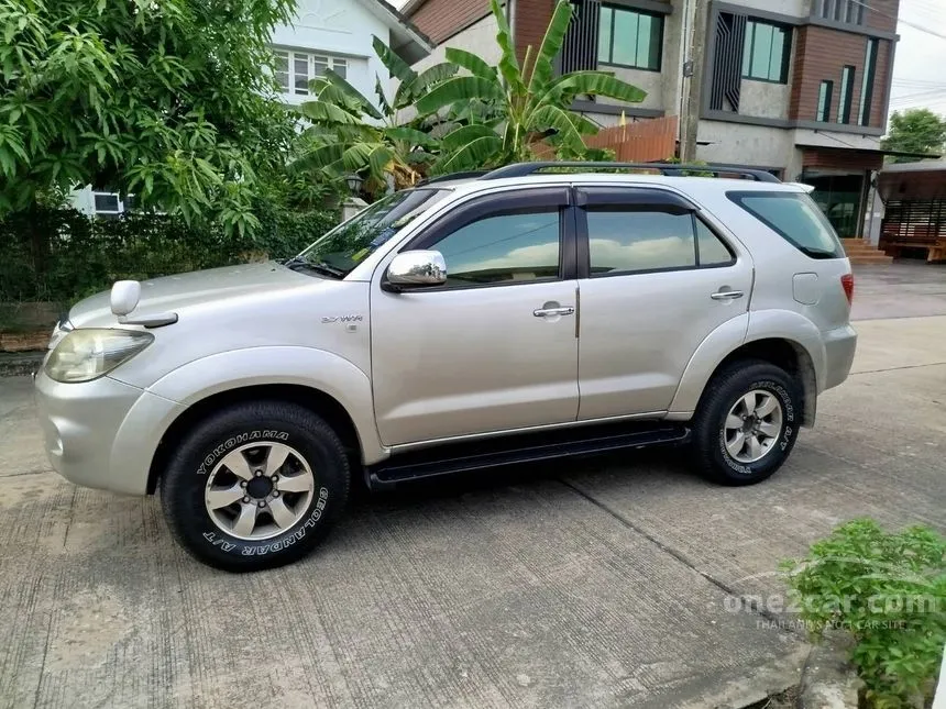2005 Toyota FORTUNER V SUV