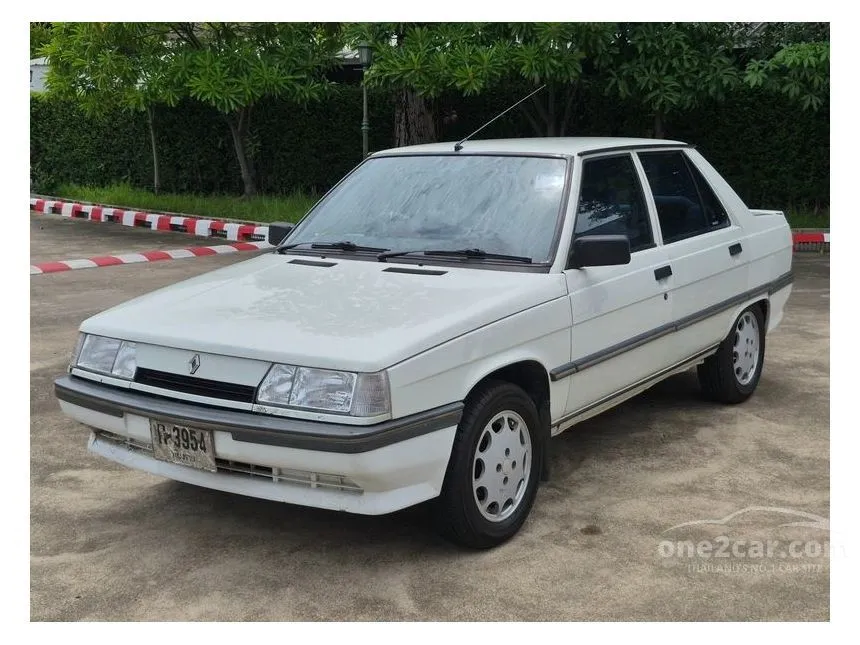 1992 Renault R-19 TXE Sedan