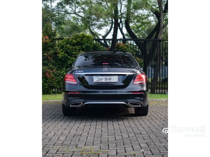 2018 Mercedes-Benz E300 AMG Line Sedan