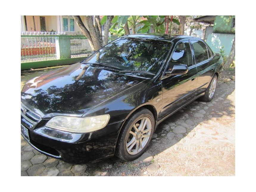 Jual Mobil  Honda  Accord  2001 VTi 2 3 di Jawa  Tengah  Manual 