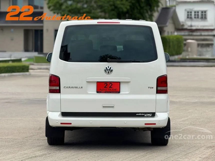 2012 Volkswagen CARAVELLE TDi Van