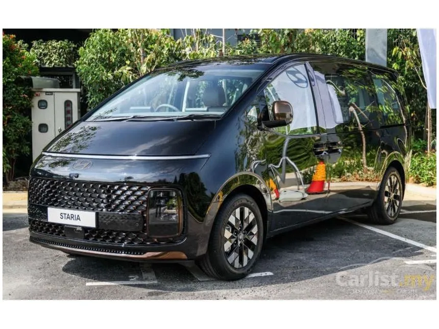 2025 Hyundai Staria Prestige (10-seater) MPV