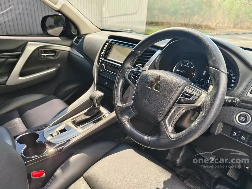 2017 Mitsubishi PAJERO SPORT GT SUV