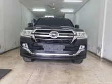 2018 Toyota Land Cruiser 4.5 200 VX-R SUV, Km low