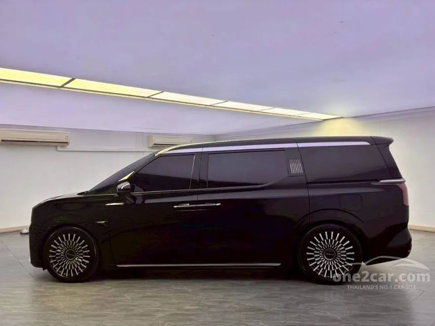 2025 ZEEKR 009 Van