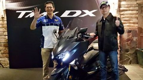 Yamaha Luncurkan TMax DX di Bandung