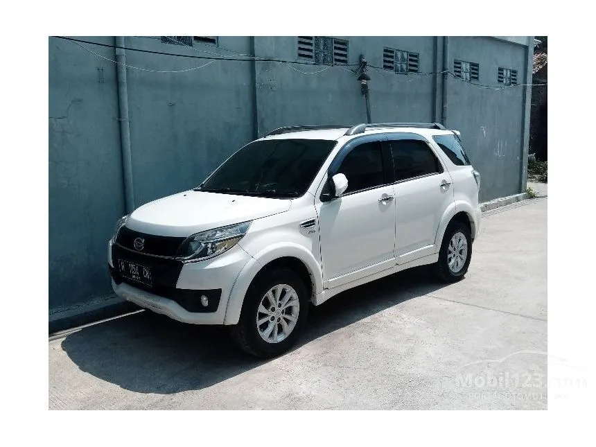 Jual Mobil Daihatsu Terios 2017 ADVENTURE R 1.5 di Jawa Tengah Manual SUV Putih Rp 168.000.000