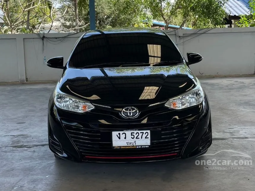 2020 Toyota Yaris Ativ Mid Sedan