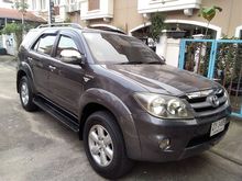 2005 Toyota Fortuner 2.7 (ปี 04-08) V SUV AT