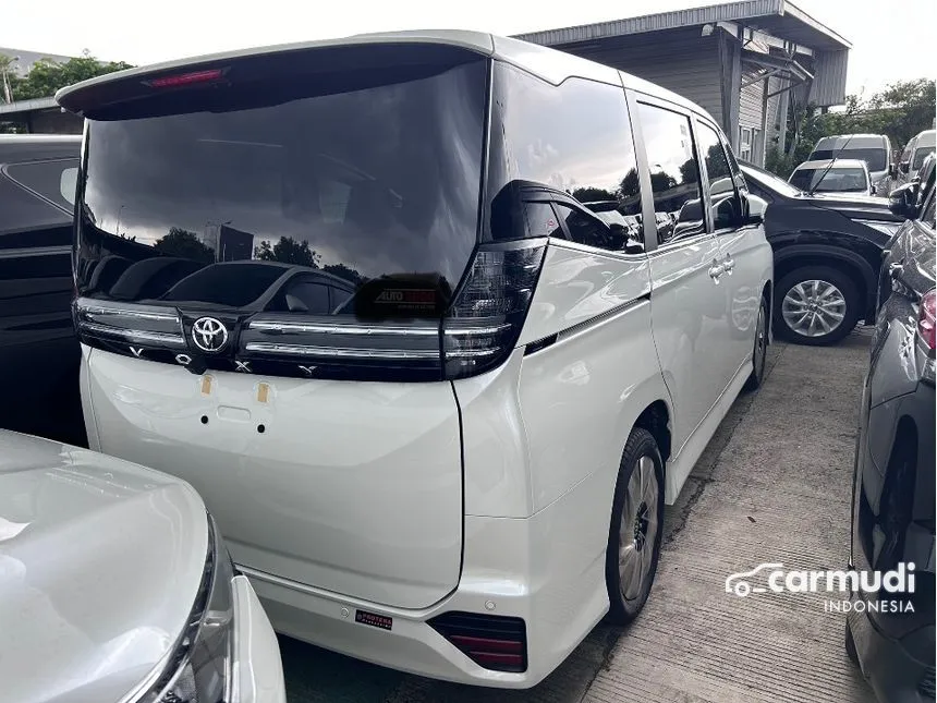 2024 Toyota Voxy Van Wagon