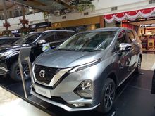 PROMO DP MURAH 12 JUTAAN/ANGSURAN 3 JUTAAN Nissan all new Livina 1,5 VL Wagon 2019