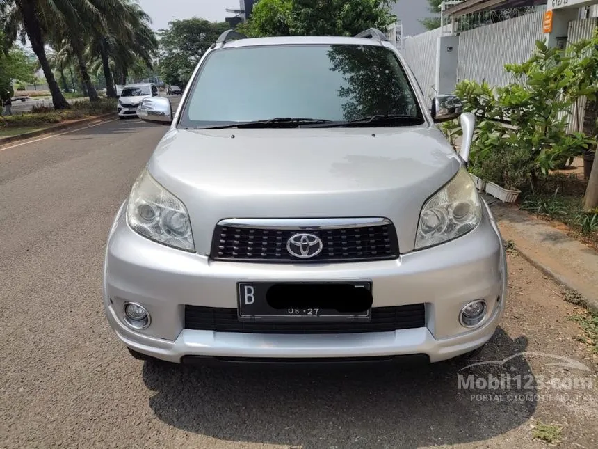 Jual Mobil Toyota Rush 2012 S 1.5 di DKI Jakarta Automatic SUV Silver Rp 110.000.000