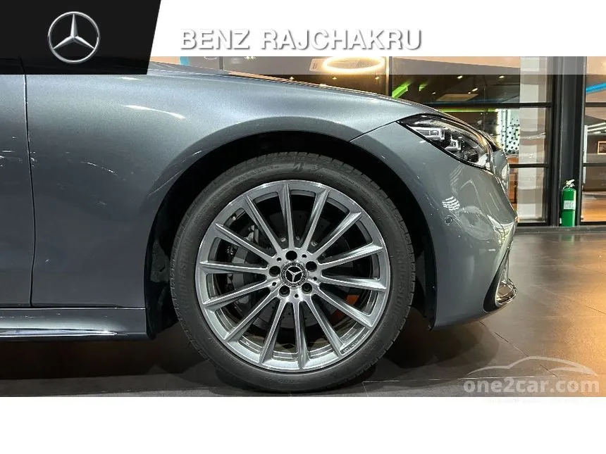 2023 Mercedes-Benz S580 e AMG Premium Sedan