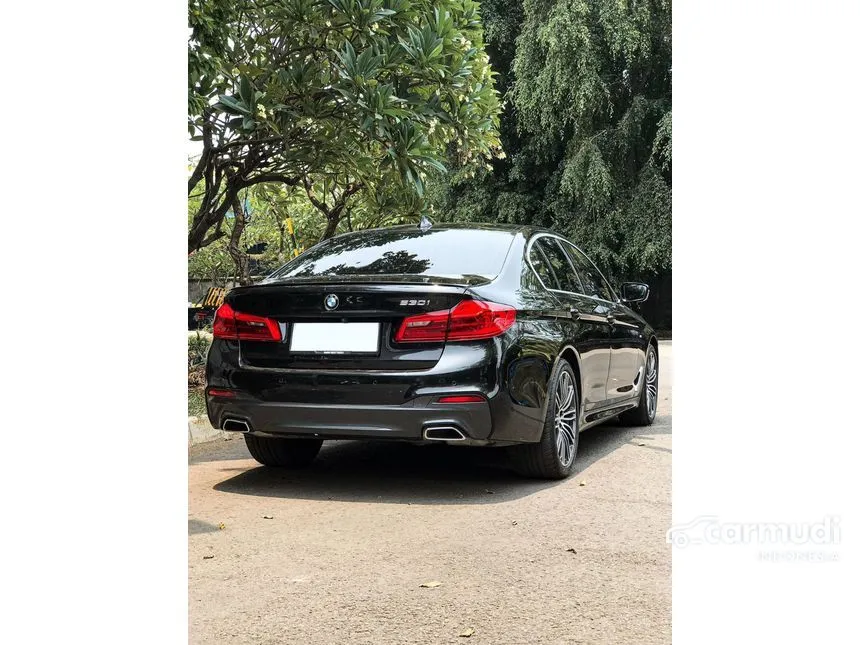 2019 BMW 530i M Sport Sedan