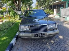 1990 Mercedes-Benz 300E 3.0 W124 3.0 Automatic Sedan