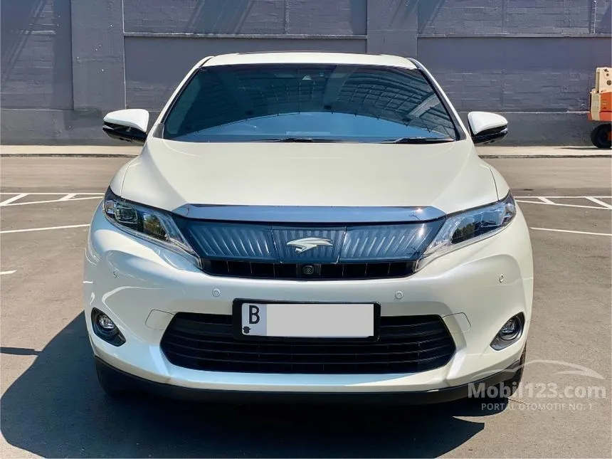 Jual Mobil Toyota Harrier 2014 2.0 di DKI Jakarta Automatic Minivan Putih Rp 339.000.000